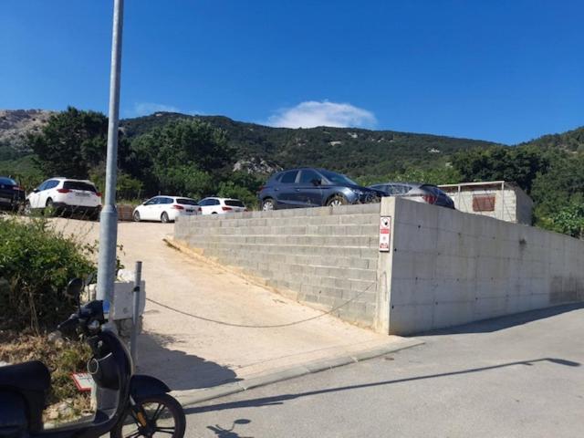 Ulica Dvori Narca 12 Apartment 4+2 Per. Baška Εξωτερικό φωτογραφία
