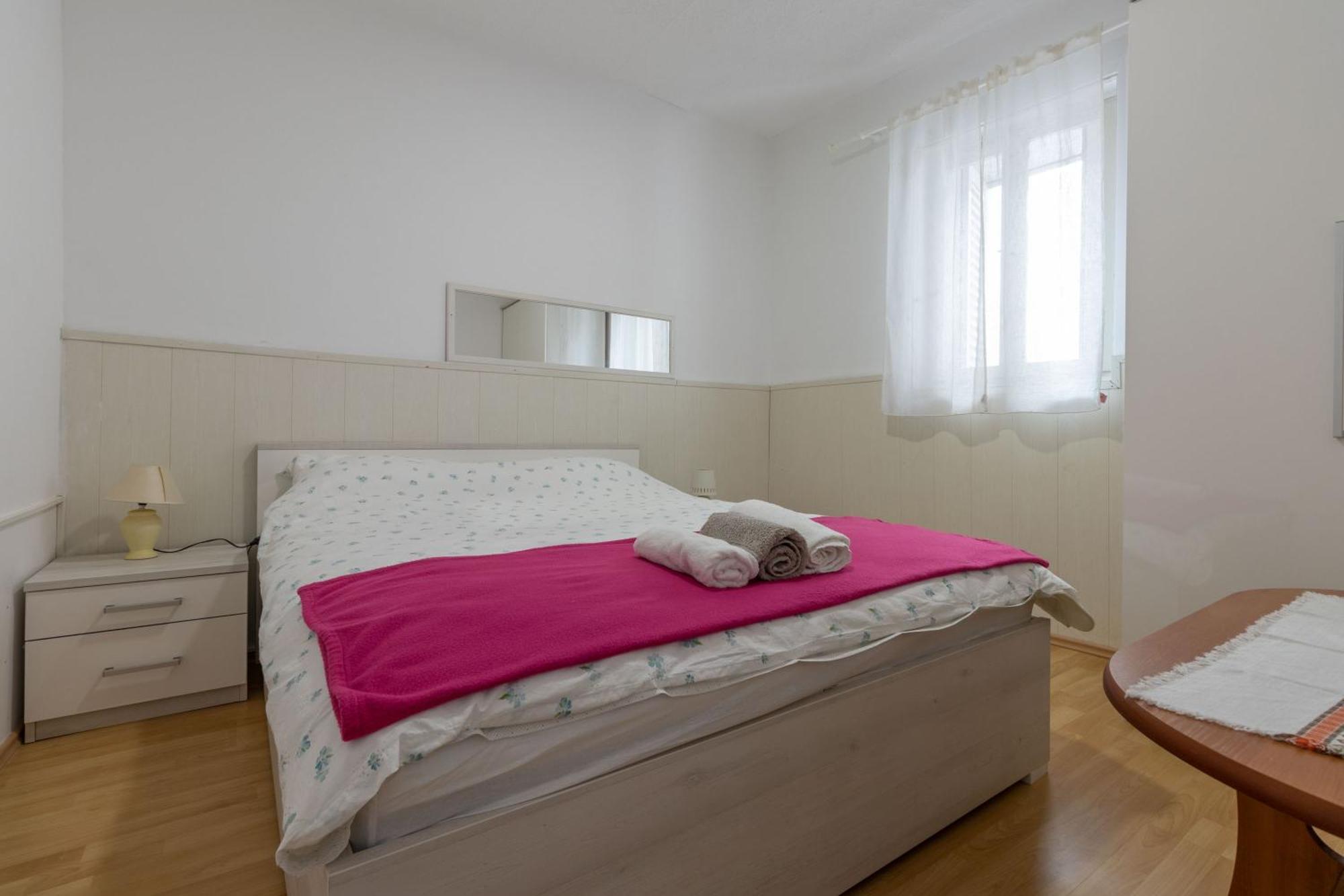 Ulica Dvori Narca 12 Apartment 4+2 Per. Baška Εξωτερικό φωτογραφία
