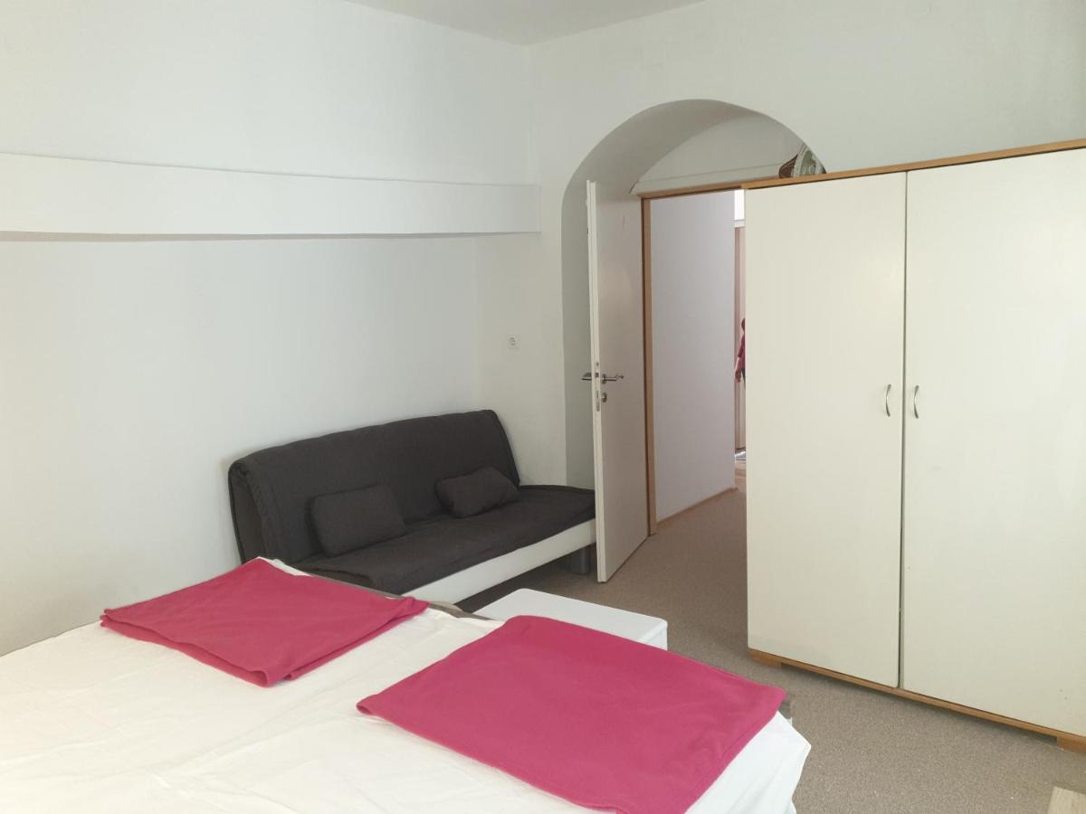 Ulica Dvori Narca 12 Apartment 4+2 Per. Baška Εξωτερικό φωτογραφία